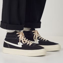 VARDEN S-STRIKE CANVAS Sneakers Unisex, Black / White