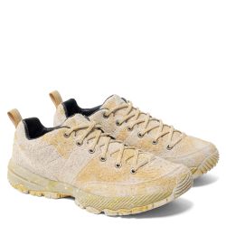 MQM ACE LEATHER FP / GOLD Unisex Sneakers, Gold